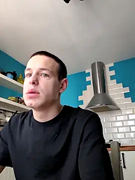 Snapshot of pretty_roman chatting on February 6, 2026, 8:29 am pretty roman online show from February 6, 2026, 8:29 am