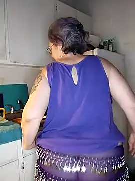 Snapshot of GraceHenderson chatting on December 17, 2024, 5:04 pm GraceHenderson online show from December 17, 2024, 5:04 pm