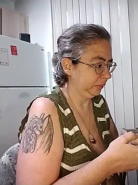 Snapshot of GraceHenderson chatting on February 26, 2025, 11:48 pm GraceHenderson online show from February 26, 2025, 11:48 pm