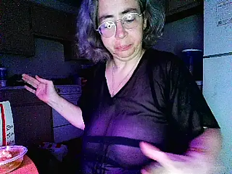 Snapshot of GraceHenderson chatting on March 13, 2025, 2:05 am GraceHenderson online show from March 13, 2025, 2:05 am