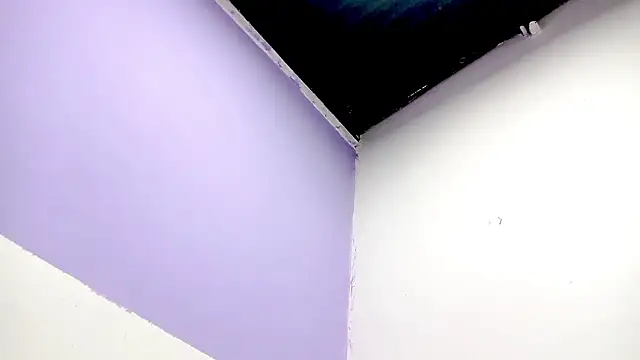 PetiteIvoryQueen19 online show from February 12, 2026, 4:40 am