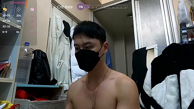 Snapshot of frnk30151 chatting on January 2, 2025, 2:46 pm frnk30151 online show from January 2, 2025, 2:46 pm