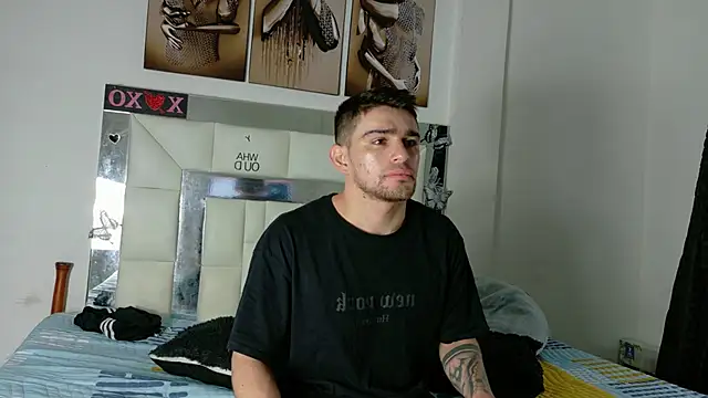 Sexy Alejandro  online show from February 12, 2025, 11:51 am