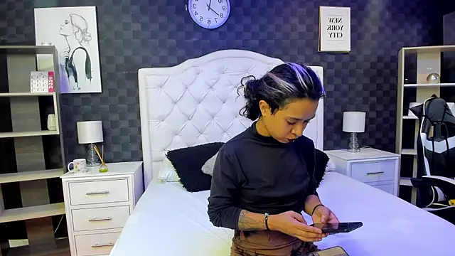 rave connor online show from March 11, 2025, 7:03 pm