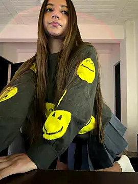 Snapshot of aly_golden_ chatting on November 22, 2025, 6:12 am aly golden online show from November 22, 2025, 6:12 am