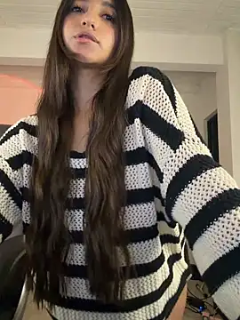 Snapshot of aly_golden_ chatting on February 27, 2026, 6:08 pm aly golden online show from February 27, 2026, 6:08 pm