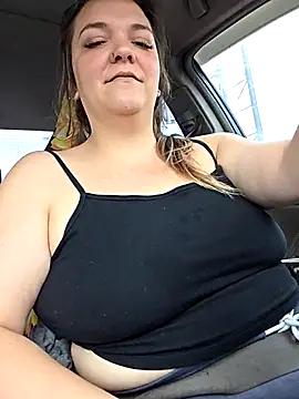 GoddessNikolia online show from October 28, 2025, 9:39 pm