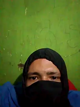 Camip5 online show from October 5, 2025, 6:23 am