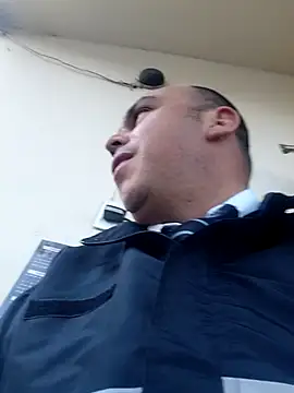 Camilo-31RI online show from July 17, 2026, 11:28 am