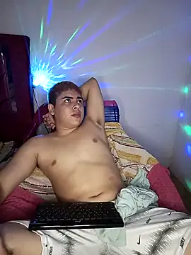 Snapshot of CARKIS-69 chatting on December 11, 2024, 11:10 pm CARKIS-69 online show from December 11, 2024, 11:10 pm