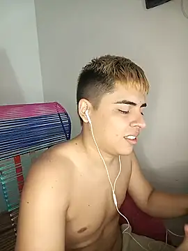 Snapshot of CARKIS-69 chatting on January 5, 2025, 4:06 pm CARKIS-69 online show from January 5, 2025, 4:06 pm