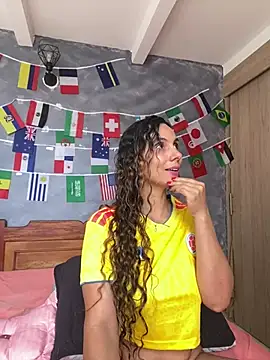 MafeeRoss online show from June 27, 2026, 5:40 pm