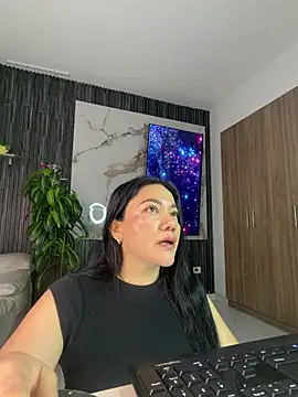 Snapshot of Abril10_ chatting on June 12, 2026, 2:49 pm Abril10 online show from June 12, 2026, 2:49 pm