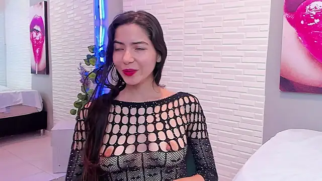 Snapshot of sweetieandjuicyy chatting on March 13, 2025, 9:26 pm sweetieandjuicyy online show from March 13, 2025, 9:26 pm