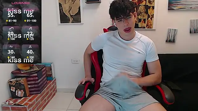 Angelo-cianuro- online show from February 4, 2026, 11:31 pm