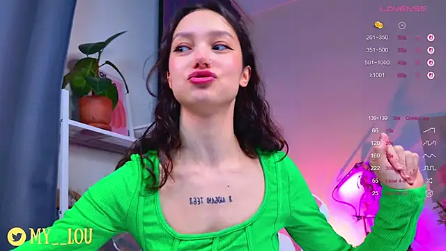 MyLou  online show from November 9, 2025, 3:10 pm