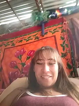 Snapshot of samy-blonde chatting on March 12, 2025, 7:17 pm samy-blonde online show from March 12, 2025, 7:17 pm