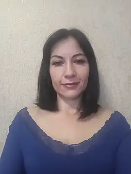 FireLily332 online show from December 21, 2024, 12:27 pm