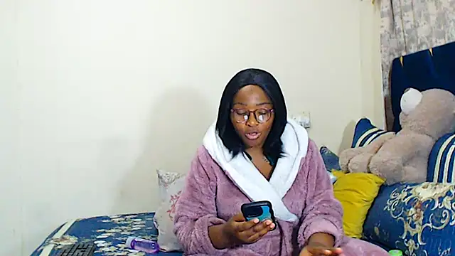 Snapshot of veronica1xxx chatting on July 13, 2026, 10:23 pm veronica1xxx online show from July 13, 2026, 10:23 pm