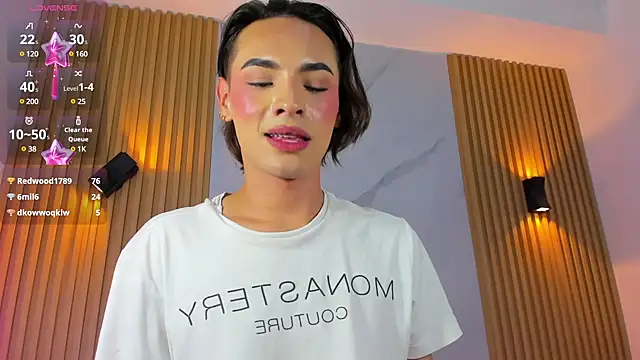 Snapshot of miss_Ari chatting on December 11, 2024, 1:47 am miss Ari online show from December 11, 2024, 1:47 am