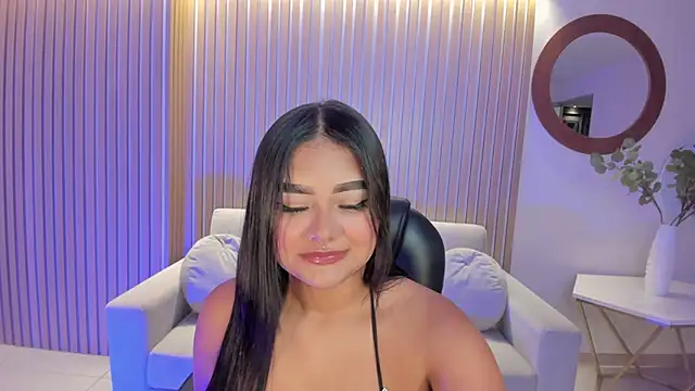 Snapshot of GabriellaLee chatting on March 7, 2025, 3:29 am GabriellaLee online show from March 7, 2025, 3:29 am