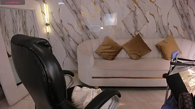 GabriellaLee online show from October 25, 2025, 3:03 am