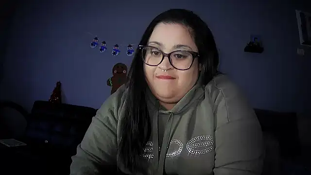 tillymarie34 online show from December 12, 2024, 7:48 pm