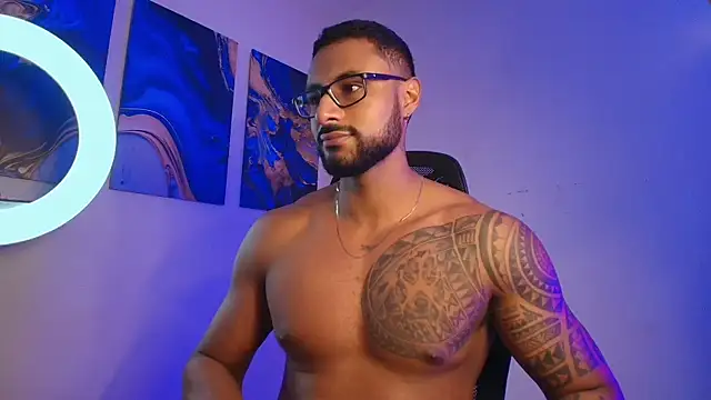 LiamGarcia1 online show from March 10, 2026, 3:28 pm