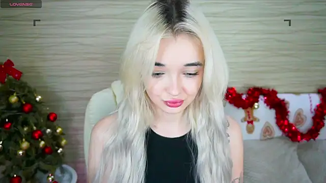 Ashley S online show from December 23, 2024, 11:06 pm