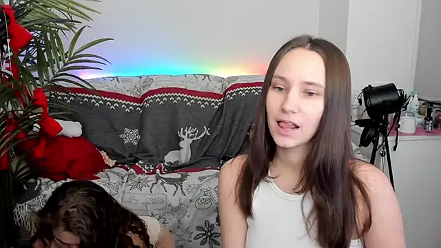 HotCaramellsTV online show from December 21, 2024, 1:21 pm