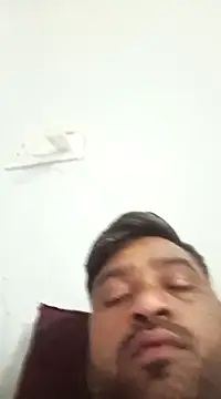 Snapshot of pintuS40 chatting on March 11, 2025, 1:05 am pintuS40 online show from March 11, 2025, 1:05 am