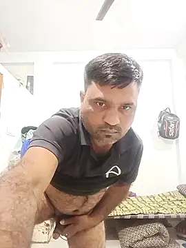 Snapshot of pintuS40 chatting on January 8, 2026, 3:36 pm pintuS40 online show from January 8, 2026, 3:36 pm