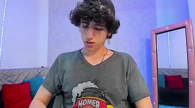 Kerverr  online show from February 7, 2025, 3:01 am