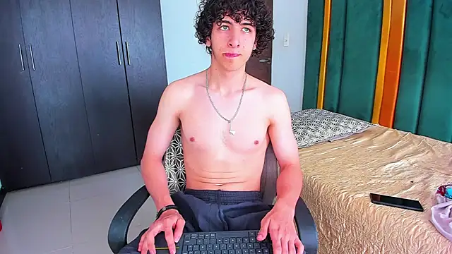 Kerverr  online show from September 21, 2025, 4:30 pm