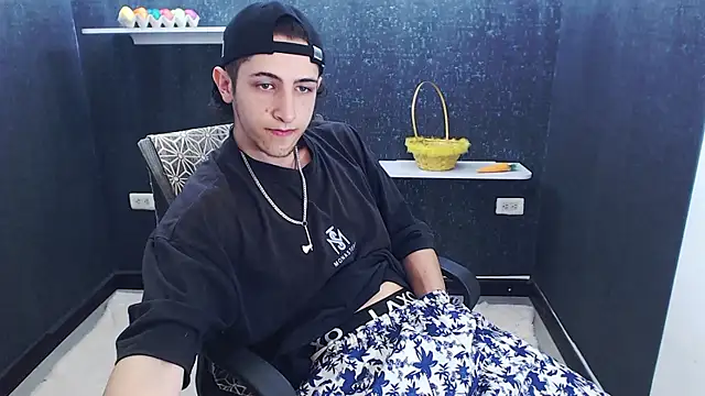 Kerverr  online show from January 16, 2026, 11:42 pm