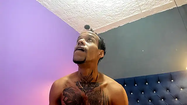 Snapshot of Salomon_koude chatting on January 7, 2026, 7:27 pm Salomon koude online show from January 7, 2026, 7:27 pm