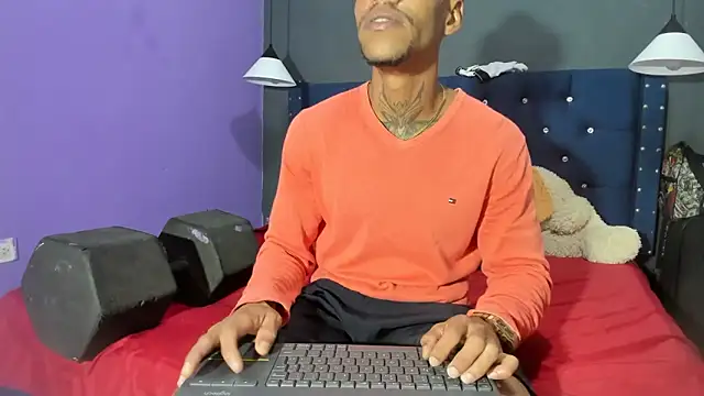 Snapshot of Salomon_koude chatting on February 1, 2026, 9:13 pm Salomon koude online show from February 1, 2026, 9:13 pm