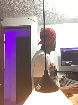 Snapshot of Salomon_koude chatting on February 8, 2026, 7:17 pm Salomon koude online show from February 8, 2026, 7:17 pm