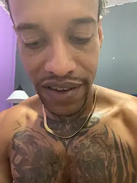 Snapshot of Salomon_koude chatting on February 11, 2026, 5:51 pm Salomon koude online show from February 11, 2026, 5:51 pm