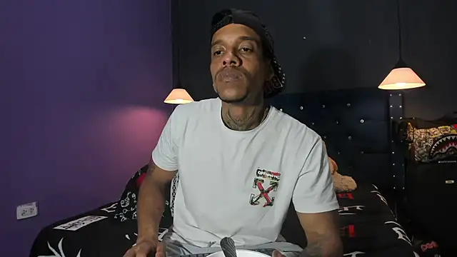 Snapshot of Salomon_koude chatting on February 19, 2026, 6:20 am Salomon koude online show from February 19, 2026, 6:20 am