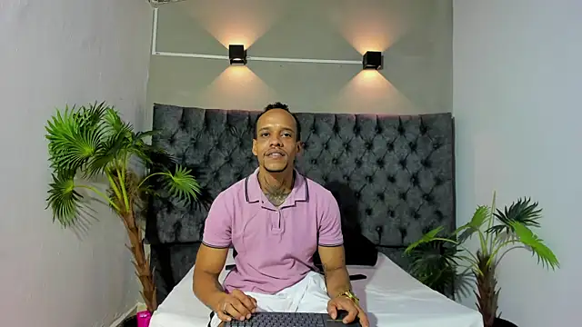 Salomon koude online show from May 10, 2026, 6:57 pm