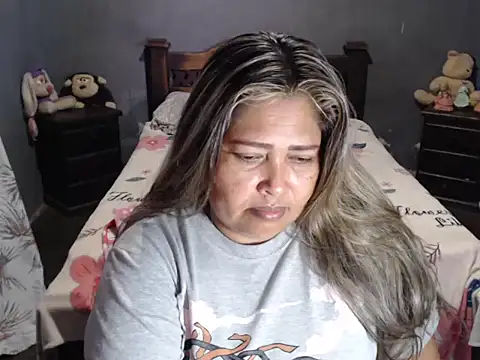 CANDYSWEET51 online show from April 15, 2026, 2:24 pm