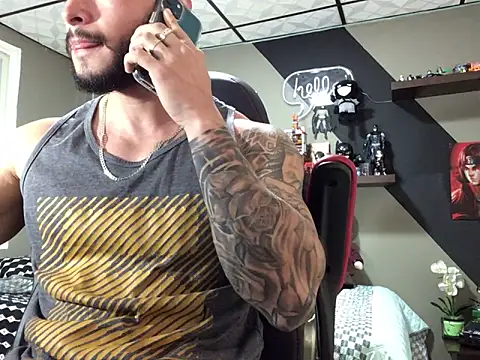 marcel crawford96 online show from February 23, 2025, 1:32 pm