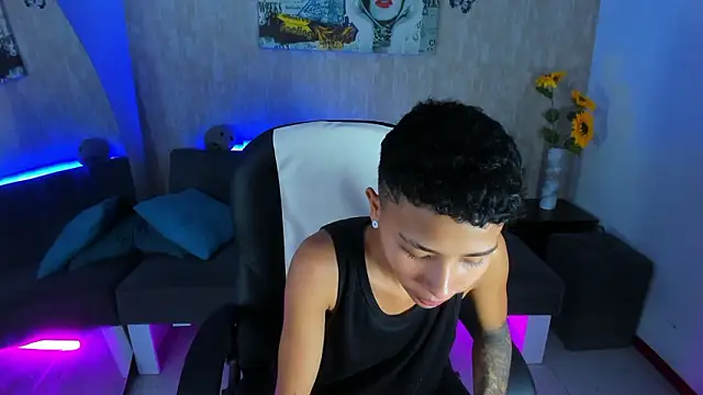 nova sex01 online show from March 28, 2026, 9:47 pm