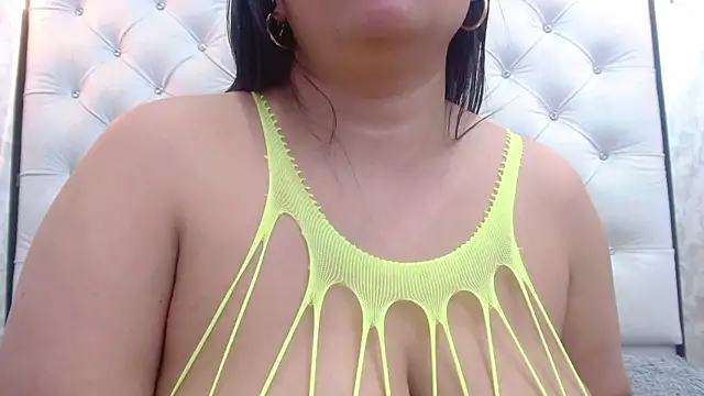 NahomiFireSex online show from January 10, 2025, 6:20 am