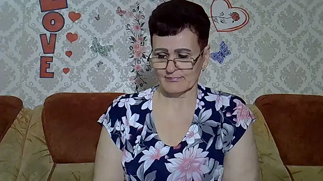 PaulaGolden online show from May 21, 2026, 6:15 pm