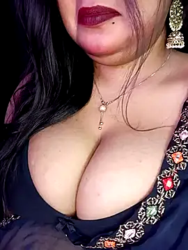 Suhanakhan00 online show from March 22, 2025, 11:00 am