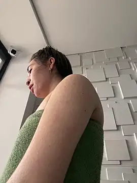 Sophie LS online show from February 15, 2025, 12:11 pm