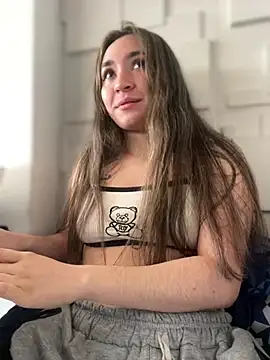 Sophie LS online show from February 27, 2025, 12:34 pm