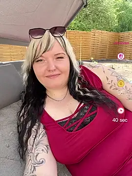 CurvyAngelina Official online show from May 10, 2026, 10:20 am